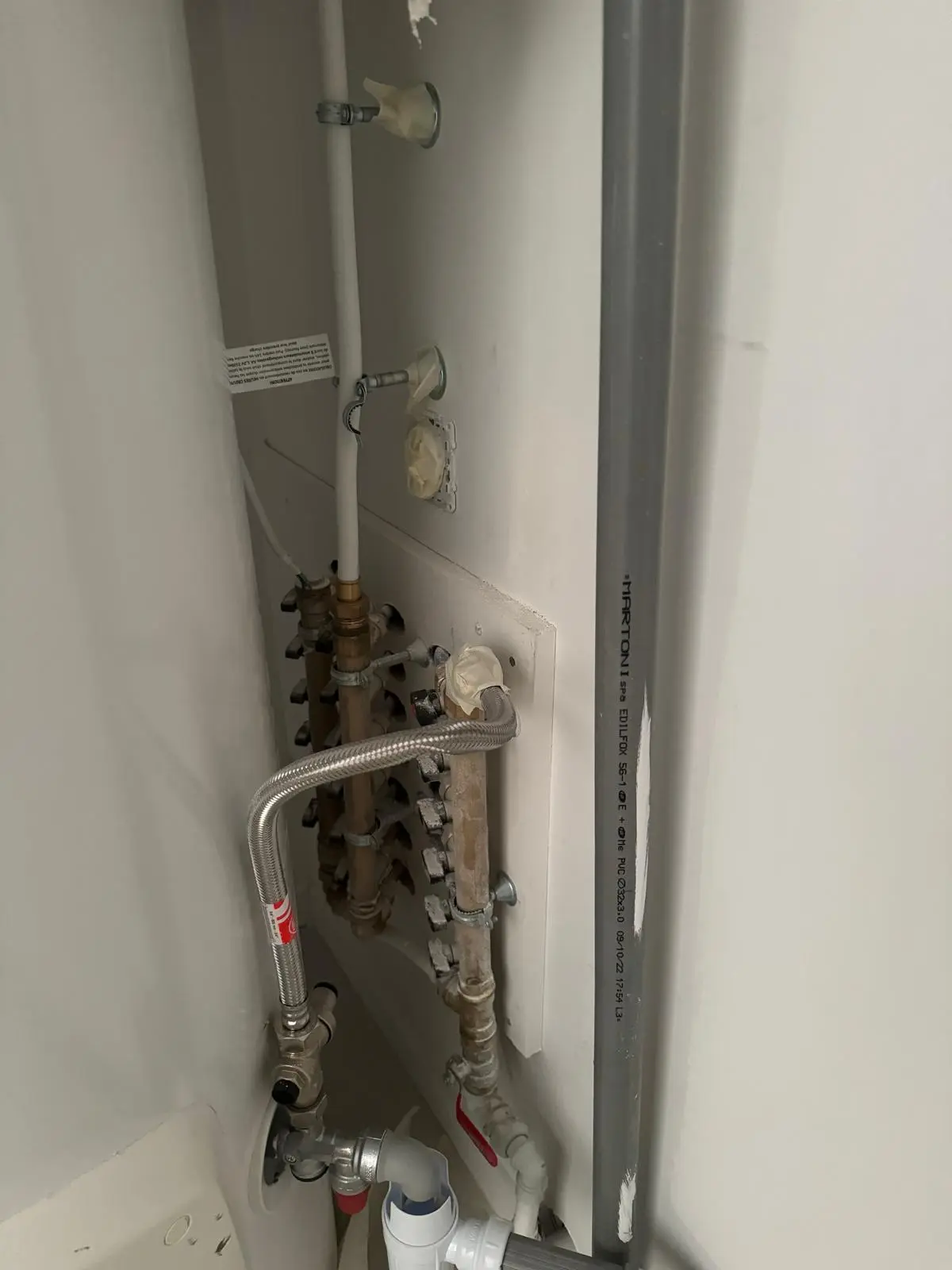 Plombier chauffagiste Installation nourrice ECS EFS plomberie TRANECO